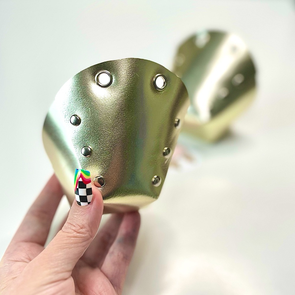 Chrome silver roller skates toe guards